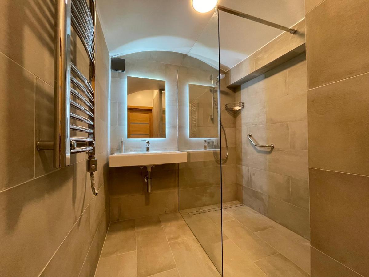 Modern Guest House In City Center I Room 1 VNO Exterior photo