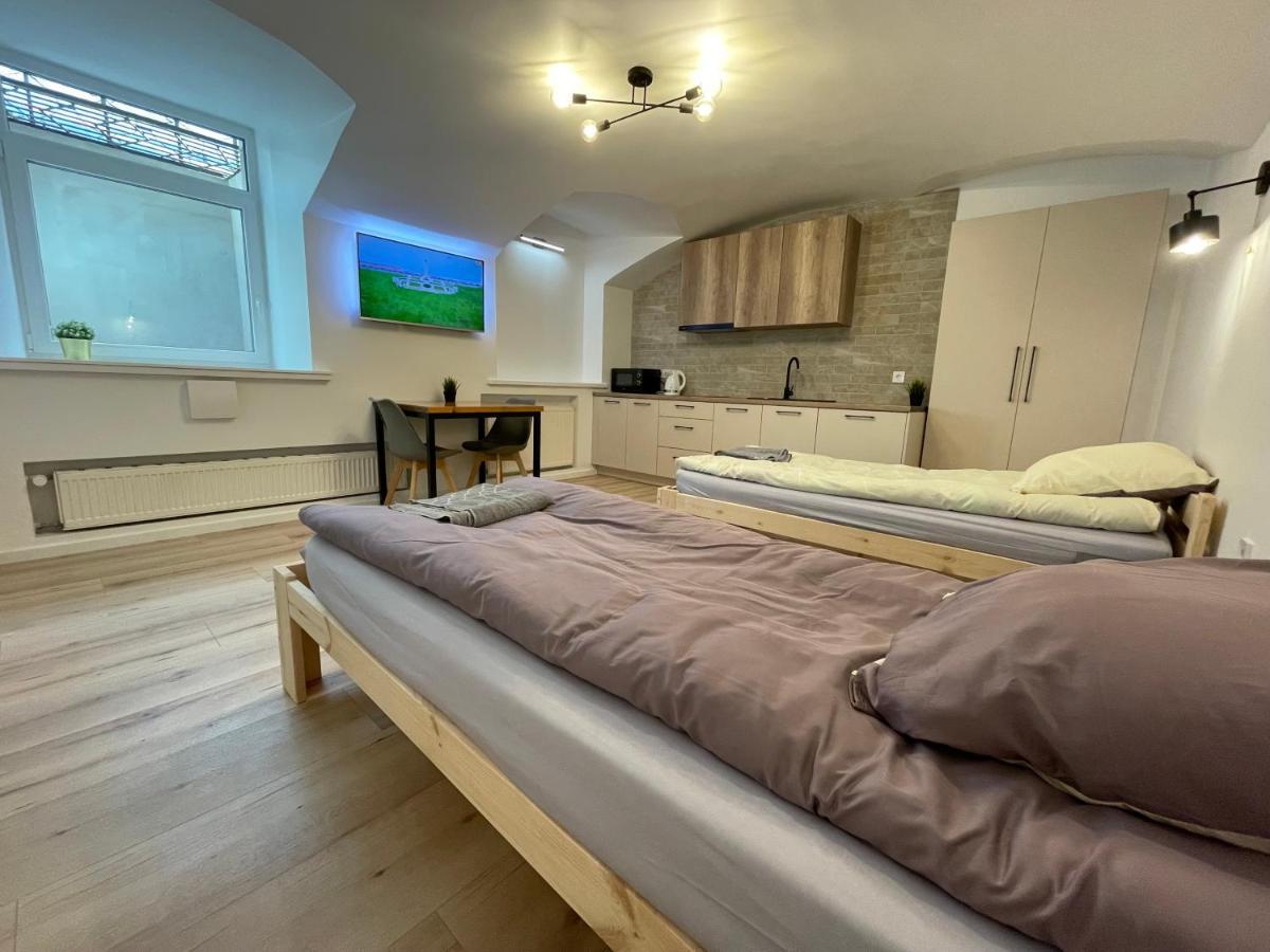 Modern Guest House In City Center I Room 1 VNO Exterior photo